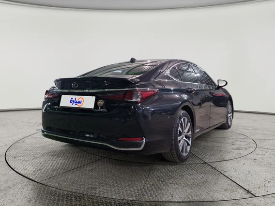 Lexus ES 300 H 2019 