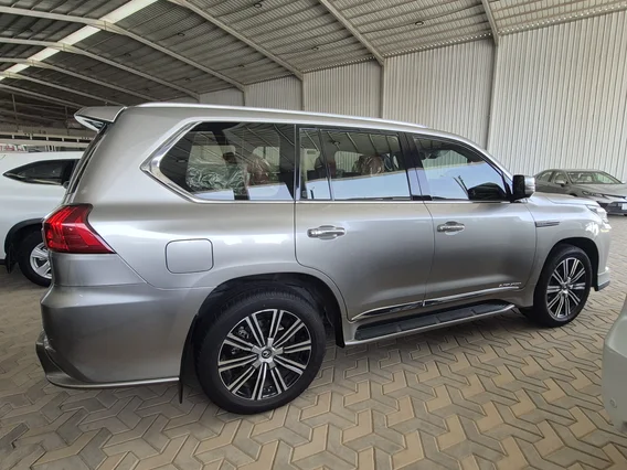 لكزس LX 570 S 2021 دبل