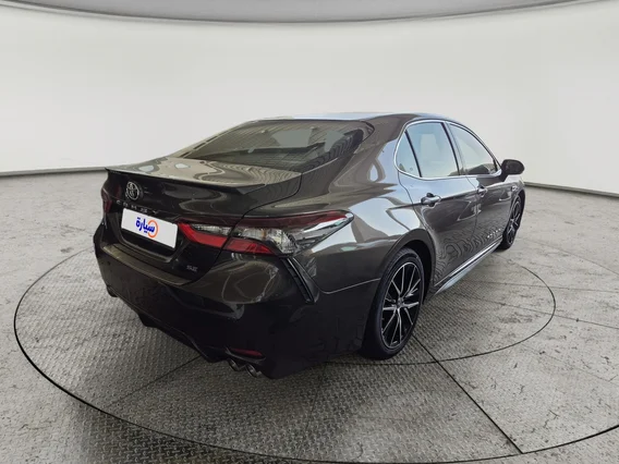 Toyota Camry  SE 2022 