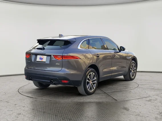 جاغوار F Pace  2019 