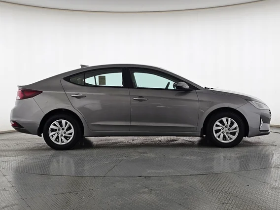 Hyundai Elantra GL 2020 