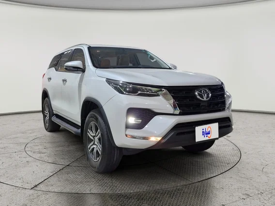 Toyota Fortuner VX 2023 دبل