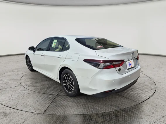 Toyota Camry  LE 2023 