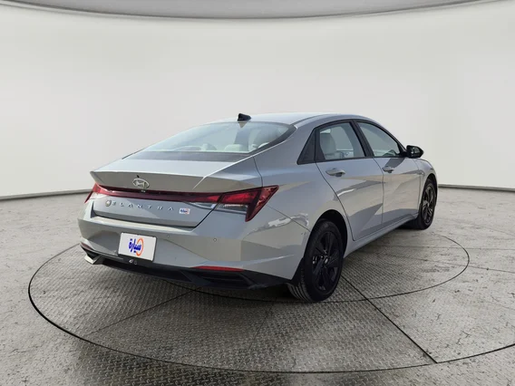 Hyundai Elantra Smart 2023 