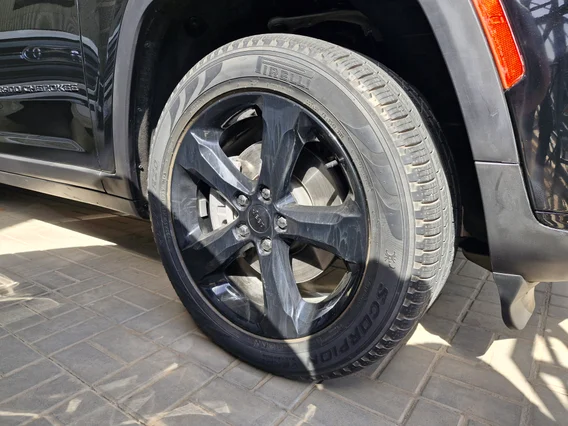 Jeep Grand Cherokee L 2023 دبل