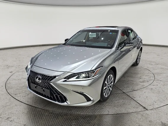 لكزس ES 300 AH Hybrid  2025 