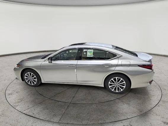 لكزس ES 300 AH Hybrid  2025 