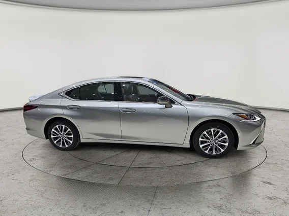 لكزس ES 300 AH Hybrid  2025 