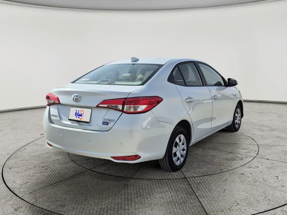 Toyota Yaris  Y 2021 