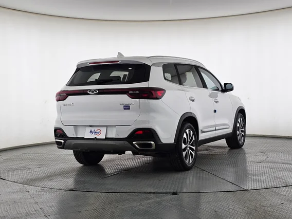 شيري تيجو 8 لاكجري 2022 