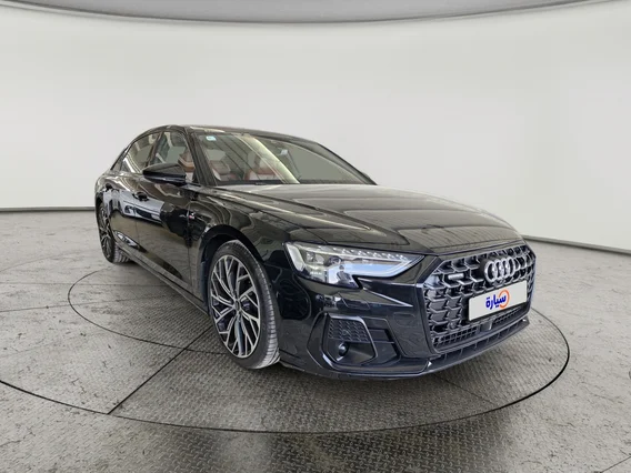 Audi A8  2022 