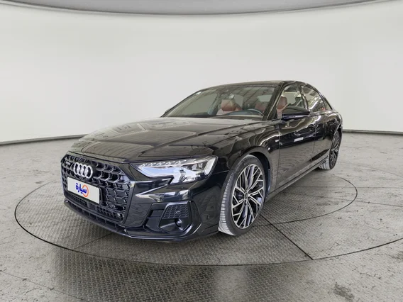 Audi A8  2022 