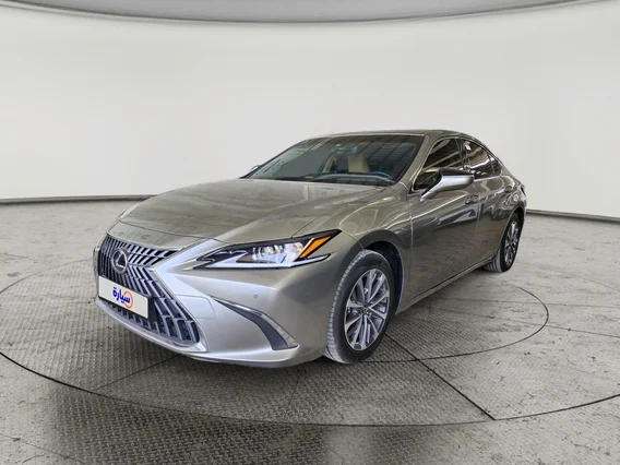 Lexus ES 300 AH Hybrid  2023