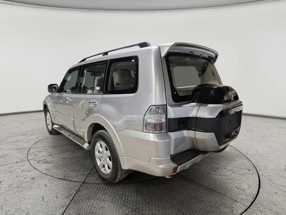 ميتسوبيشي باجيرو GLS 4Doors 2020 دبل