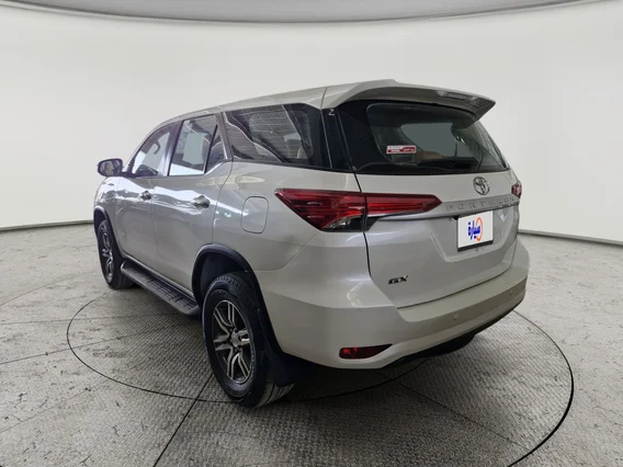 Toyota Fortuner GX 2022 