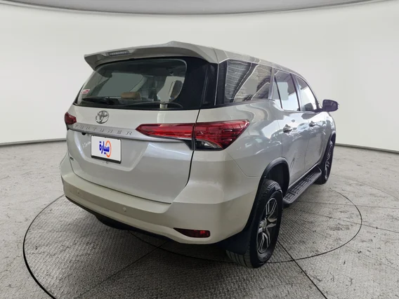 Toyota Fortuner GX 2022 