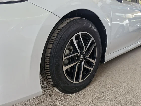 Toyota Camry  LE 2023