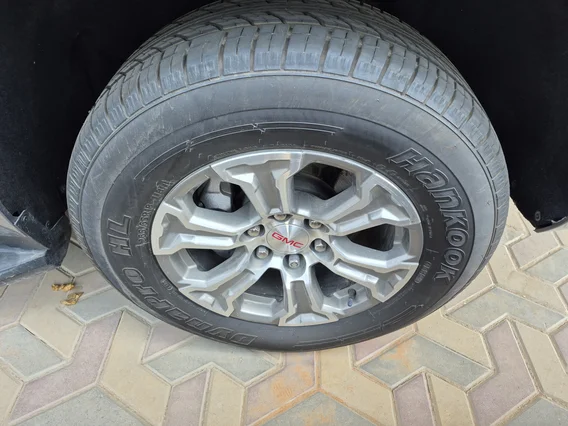 GMC Yukon SLE 2022 