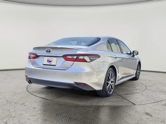 Toyota Camry  GLE HEV  2024 