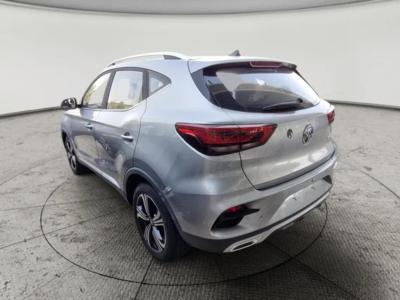 MG ZS LUX 2023 