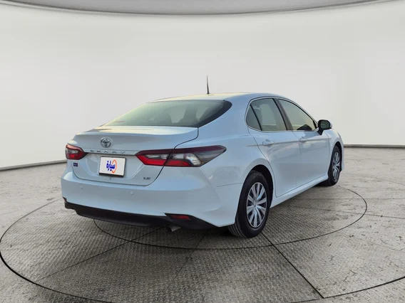 Toyota Camry  LE 2022 