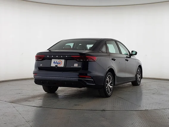 Geely Emgrand GS 2024 