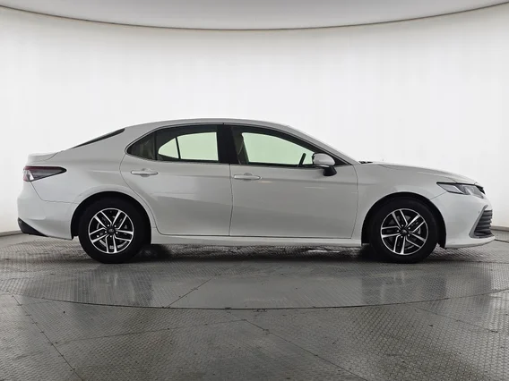 Toyota Camry  LE 2023 