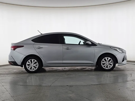 Hyundai Accent Smart 2021 