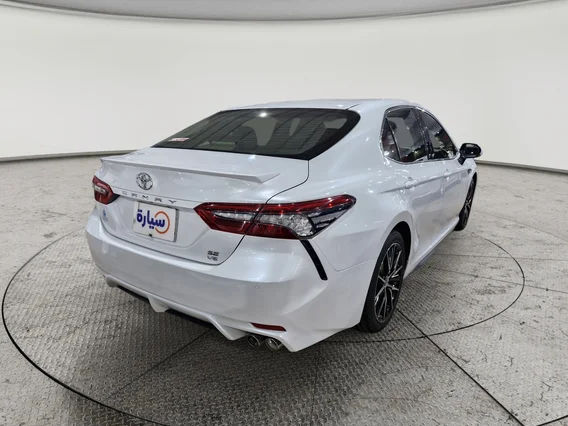 Toyota Camry  SE V6 2023 