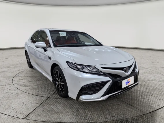 Toyota Camry  SE V6 2023 