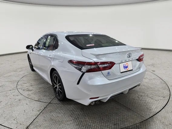 Toyota Camry  SE V6 2023 