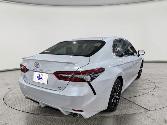 Toyota Camry  SE V6 2023 