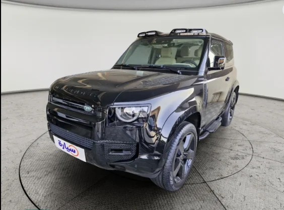 لاند روفر ديفندر P300 S 2024 