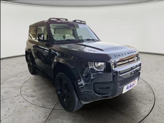 لاند روفر ديفندر P300 S 2024 