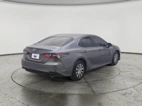 Toyota Camry  LE 2022