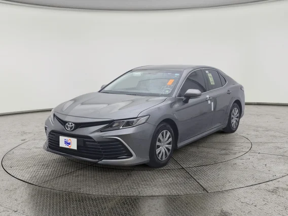 Toyota Camry  LE 2022