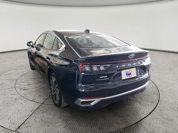 Ford Taurus Titanium 2023 