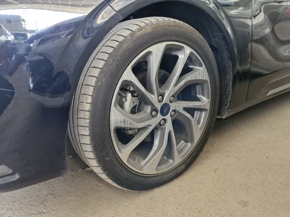 Ford Taurus Titanium 2023 