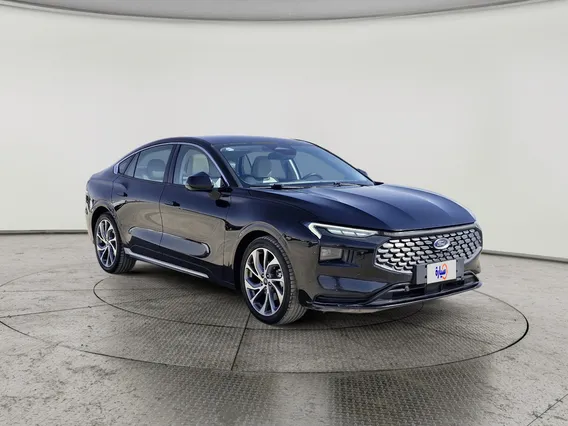 Ford Taurus Titanium 2023 