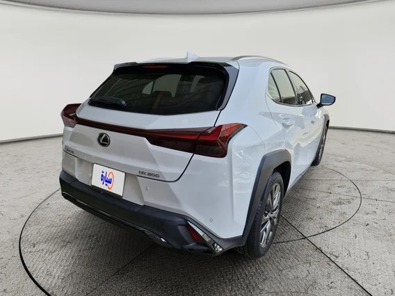لكزس UX 200 F-Sport  2023 