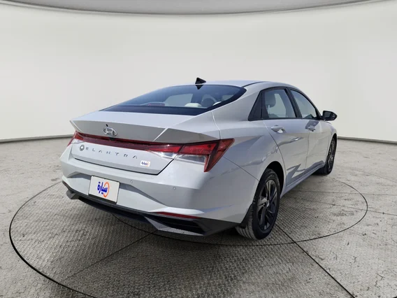 Hyundai Elantra Smart 2023 
