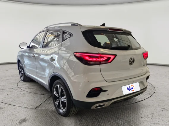 MG ZS LUX 2023 