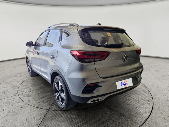 MG ZS LUX 2023 
