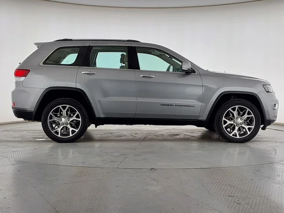 Jeep Grand Cherokee ليمتد 2020 دبل