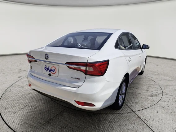 MG 5 STD 2023 
