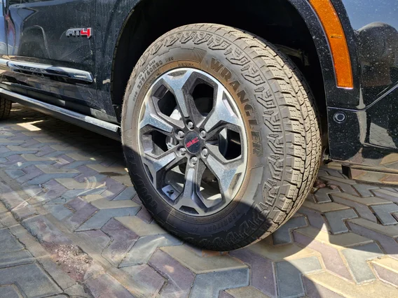 GMC Yukon AT4 2025 دبل