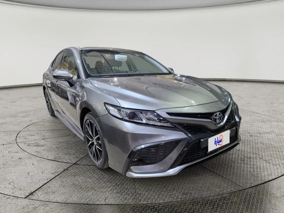 Toyota Camry  SE 2023 