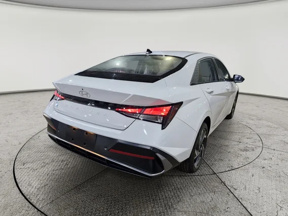 Hyundai Elantra Comfort China 2025 