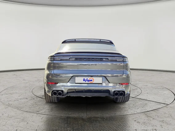 Porsche Cayenne GTS 2025 