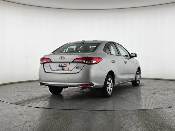 Toyota Yaris  Y 2022 